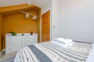 Cozy 2BR | Near city | WiFi - Cardiff - 6