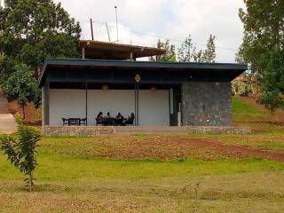 Eben Lake Kivu cottages and Villas - - 1