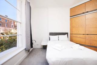 Spacious minimalist 1BR flat in London - Londra - 4