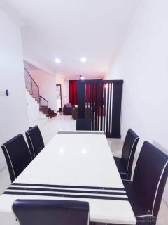 162 Home4Stay Deluxe Big 3story 6Rooms 20pax Wedding USM Arena Bridge - Gelugor - 4