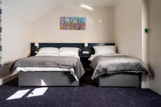 Bridge Inn Studio Apartments - Donegal - 1