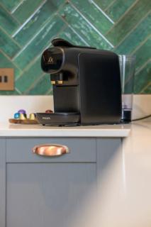 ''The Den'' Lakeview Apartment at Watersedge - Bishampton - 8
