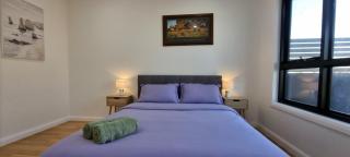 New Spacious house in Sunshine West - 2