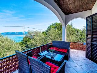 Holiday Home Mira by Interhome - Mali Iž - 1