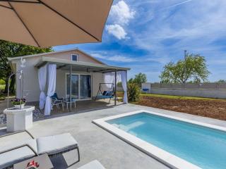 Holiday Home Villa Fenix by Interhome - Žminj - 4