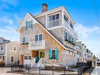 Stunning Ocean-Side 4 Bedroom Property With A Hot Tub And Endless Views - Peahala Park - 9
