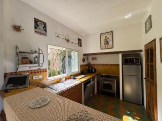 La Boissetane, maison provençale avec piscine et jardin, au pied du Luberon - Saint-Martin-de-Castillon - 8