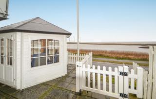 4 Bedroom Stunning Home In Glesborg - Glesborg - 8