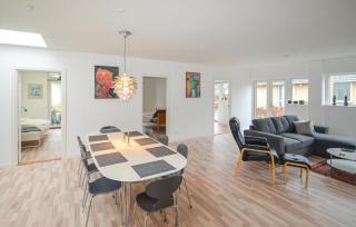 4 Bedroom Stunning Home In Glesborg - Glesborg - 7