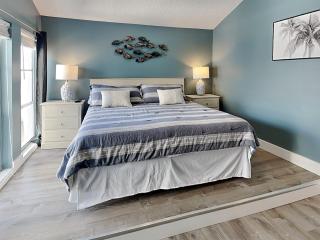Madeira Beach Yacht Club 343h - 2