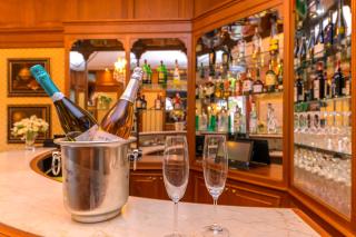 Hotel Kinsky Fountain - 3