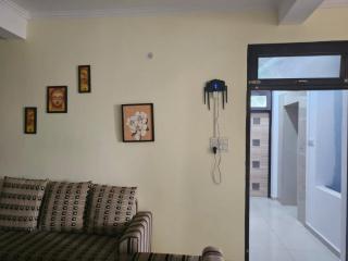 3 BHK in Krishna Nagar Lucknow LKO 401 L - Lucknow - 1
