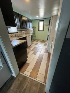 Beautiful Trailside Haven on the Edge of Town - 4