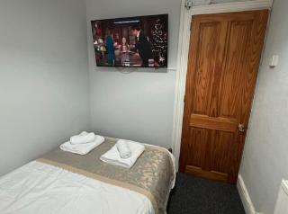 Tŷ Edington by Dream Short Stays - 4