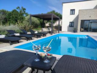 Lazy 8 Villa - Garica - 7