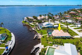 Amazing Water View with heated salt water pool - Villa Riverside - Roelens Vacations - Cape Coral - 7