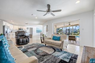 Amazing Water View with heated salt water pool - Villa Riverside - Roelens Vacations - Cape Coral - 1