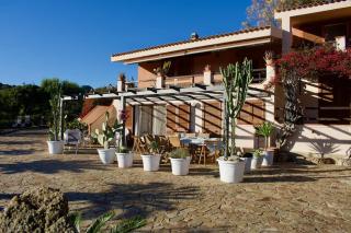 Villa con Splendido Giardino e Vista Mare a Osseddu - Olbia - Pittulongu - 0