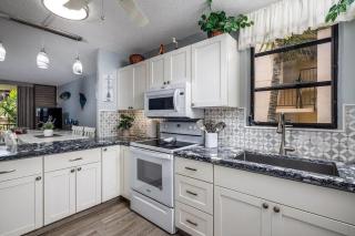 Kona Makai 1-204 Oceanview! AC! Remodeled! 2bd/2ba - 9