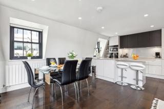 BnBNova - 3BR Penthouse with Terrace - Londra - 4