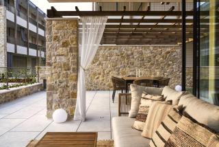 SalvatoreHomes - Luxury in the Centre of Bardolino with Private Jacuzzi & Direct Access to Infinity Pool - Casa Olivia - a 5 Star Luxury Collection at Lake Garda - 4