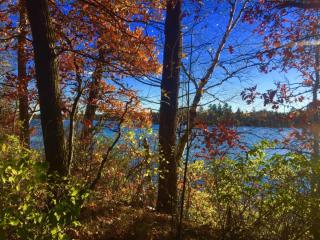 Bridge Inn Tomahawk - Suite 201, Kitchen, Hot Tub, Fireplace, Balcony, River View - 4