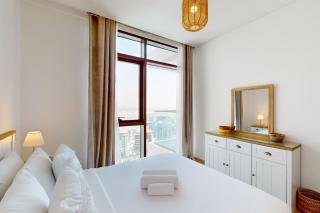 Palace Residences - Modern One Bedroom - Dubai - 4