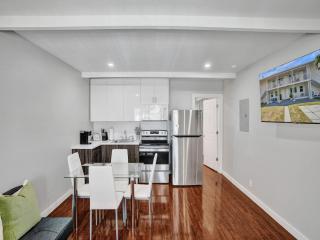 Coastal Charm 1BR Retreat near Pompano Beach - Pompano Beach - 6