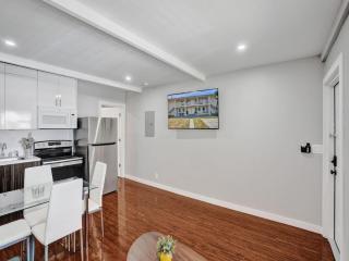 Coastal Charm 1BR Retreat near Pompano Beach - Pompano Beach - 5