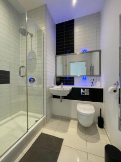 Modern Luxury in Manchester - 2