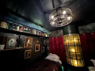 Magical Themed Home, Potter, Peter Pan 3mi Disney - 2