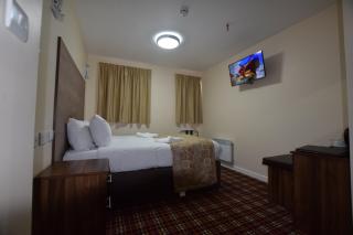 Lucky 8 Hotel - Ilford - 8