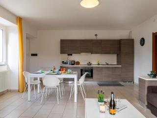 Apartment Raggio di Sole Apartment A and B by Interhome - Consiglio di Rumo - 1
