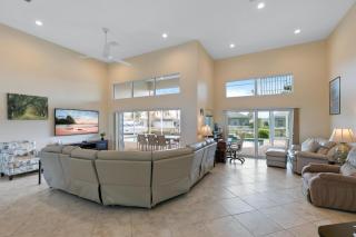 Coastal Haven Stylish Getaway in Marco Island - Marco Island - 5