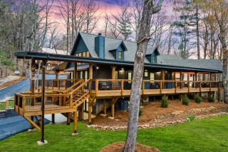 The Shaffer at The Rise Retreat (L5) - Hood - 9