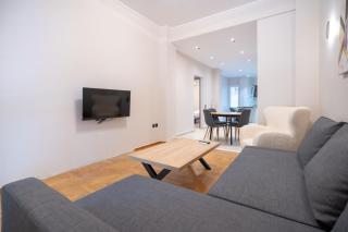 Megaro mousikis metro st. 2 bdrms apartment by MPS - Atene - 0