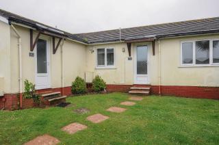 Chalet 15 at Landscove Holiday Park - Brixham - 0
