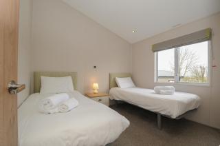 Lodge 66 at Riviera Bay Coastal Retreat - Brixham - 1