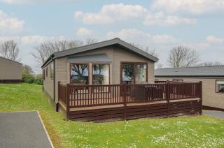 Lodge 66 at Riviera Bay Coastal Retreat - Brixham - 0