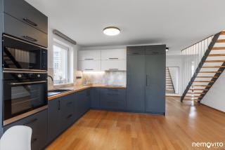 Family Friendly Spacious Two Floor B&B Prague - Praga - 2