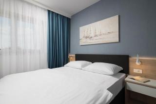 Garden Palace Pool Deluxe Apartment - Umag - 0