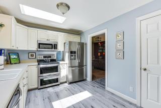 Spacious Home with Deck on Shores of Lake Wylie - York - 2