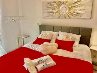 L'Eburneen YourHostHelper - Cannes - 1