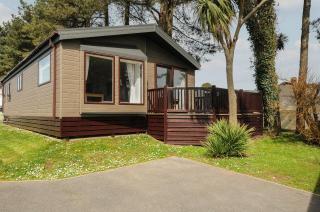 Lodge 15 at Landscove Holiday Park - Brixham - 0