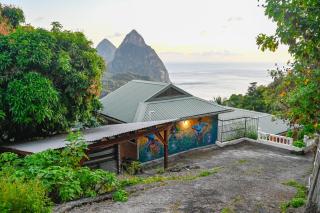 Piton Villa Deck - Soufriere - 7