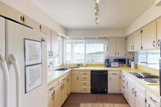 Davis House on the Bay - Lopez - 1
