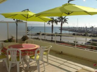Grand T3 avec terrasse et piscine à Cavalaire-sur-Mer - FR-1-100-187 - Cavalaire-sur-Mer - 8