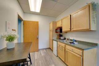 1 Mi to Allegheny River Cozy Apt with Shared Patio! - New Kensington - 9
