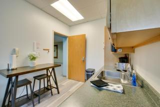 1 Mi to Allegheny River Cozy Apt with Shared Patio! - New Kensington - 2