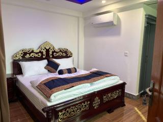 Areesh Hotel & Restaurant - 2